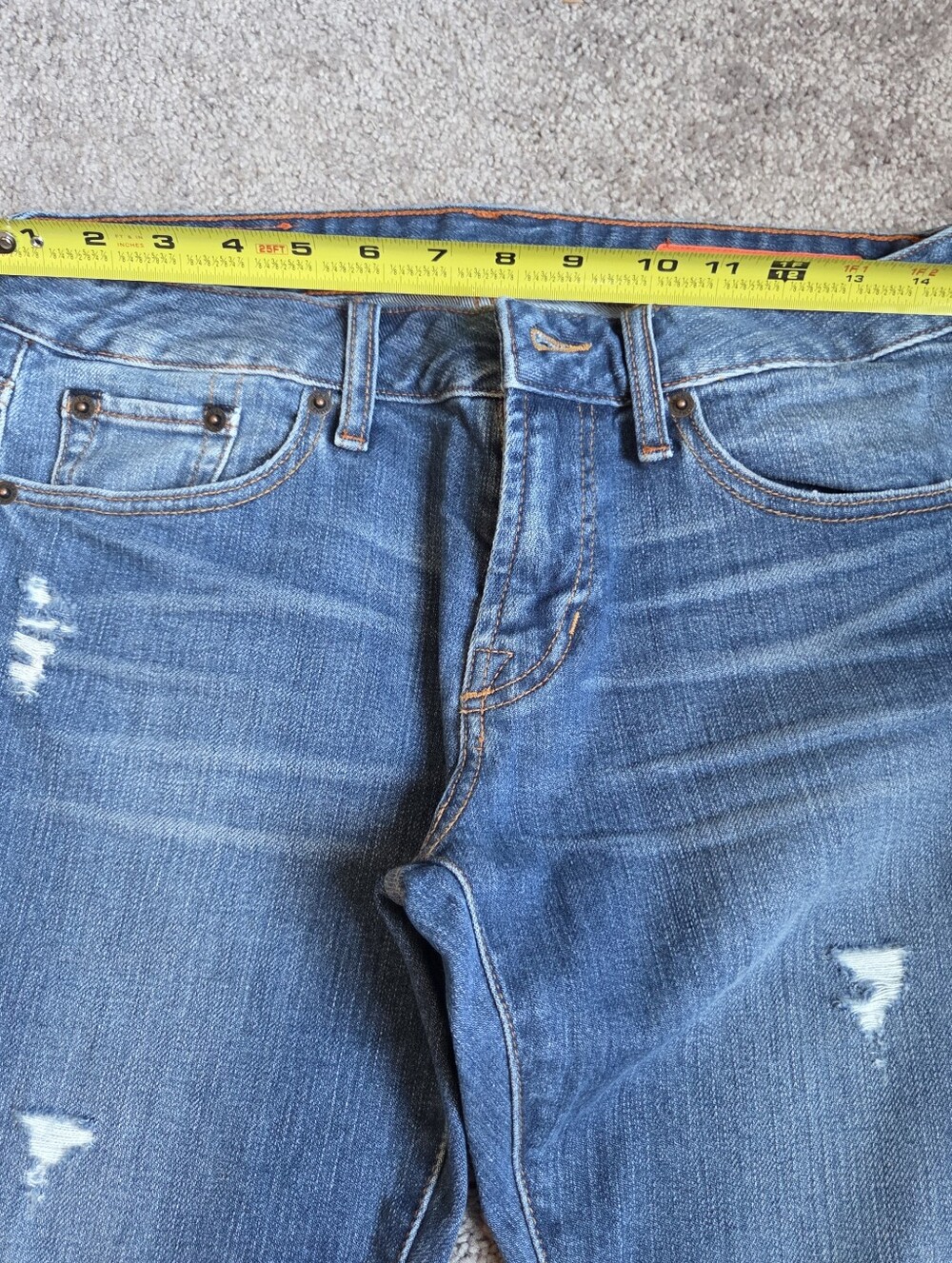 Anthropologie JEAN Shop CINDY Distressed Jeans